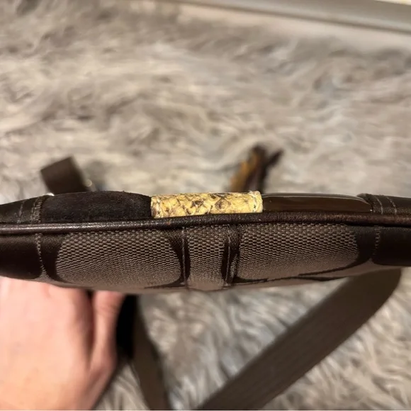 Coach Brown Sig C Swingpack Snake/Suede/Patent Leather - 2006 - Picture 5 of 7